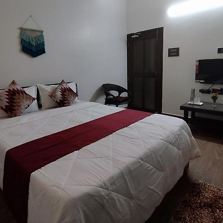 Jubels Homestay Guwahati Eksteriør billede