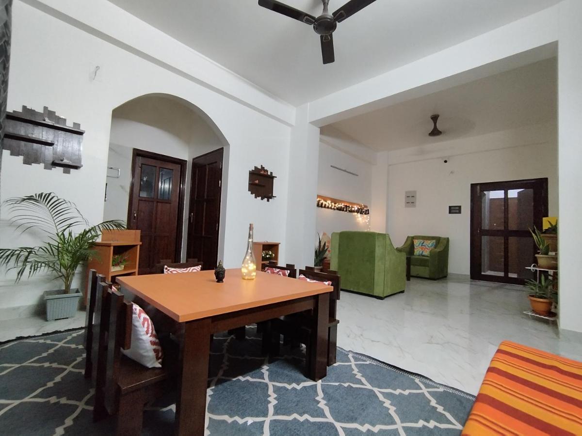 Jubels Homestay Guwahati Eksteriør billede